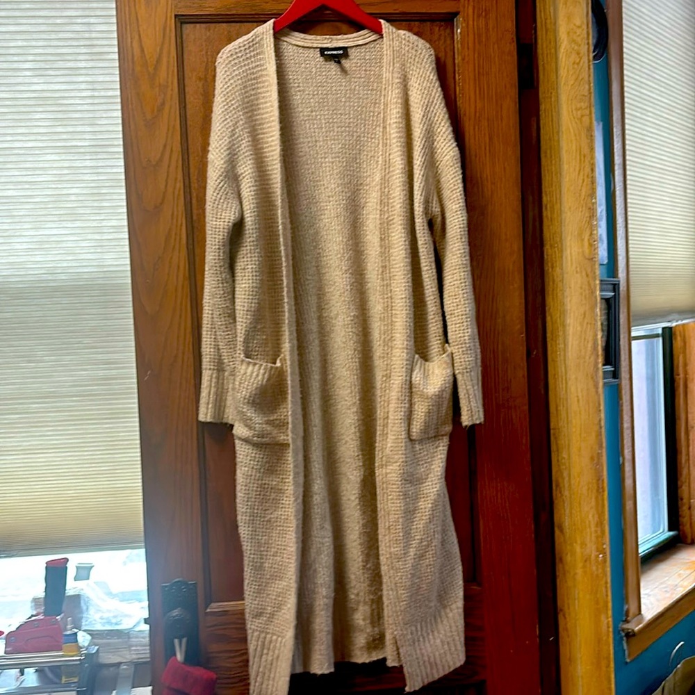 Express Women’s Oatmeal Flyaway Duster Sweater Size Small